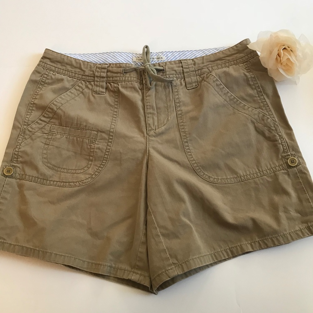 Vtg Tommy Hilfiger Tan Walking Cargo Shorts sz 6